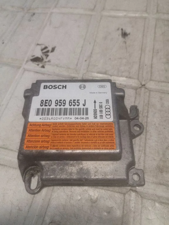 Turvapatjade juhtplokk – Audi A4 S4 B6 8E 8H (2001-2005)