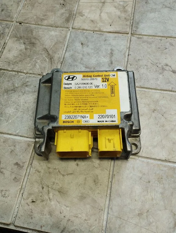 Airbag control unit/module 959102B970