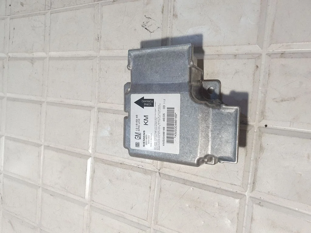 Airbag control unit/module – Opel Vectra C (2005-2009)