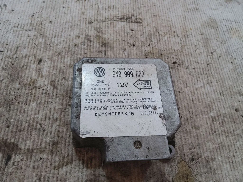 Drošības spilvenu vadības bloks 6N0909603