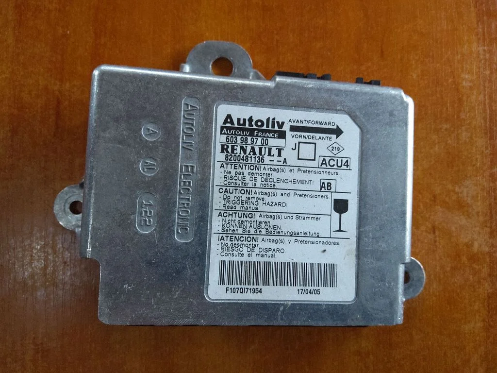 Sterownik poduszek powietrznych 8200481136