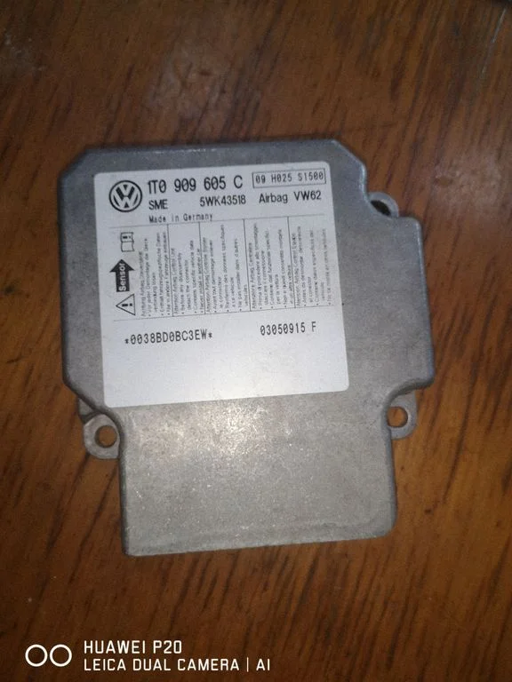 Sterownik poduszek powietrznych 1T0909605C