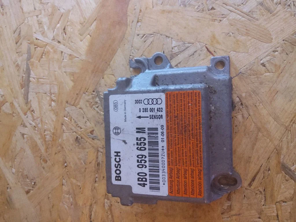 Airbag control unit/module 4B0959655M