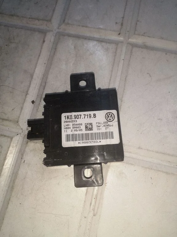 Alarm control unit/module 1K0907719B