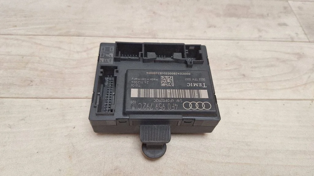 Door control unit/module 4F0959792C