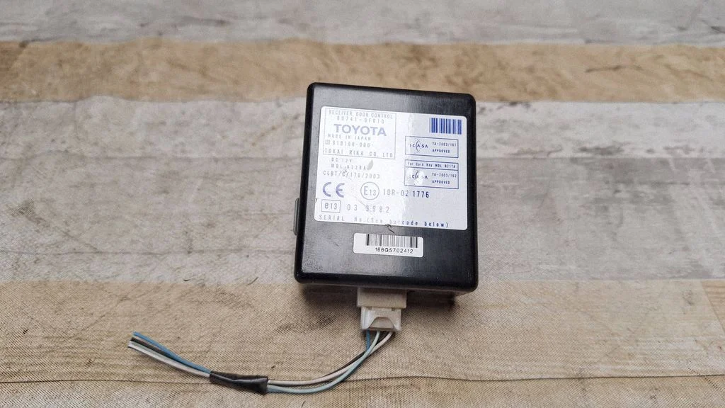 Door control unit/module 897410F010