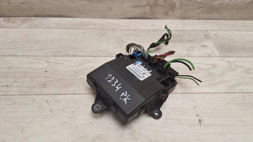 Door control unit/module – Mercedes-Benz A-Class W169 (2004-2012)
