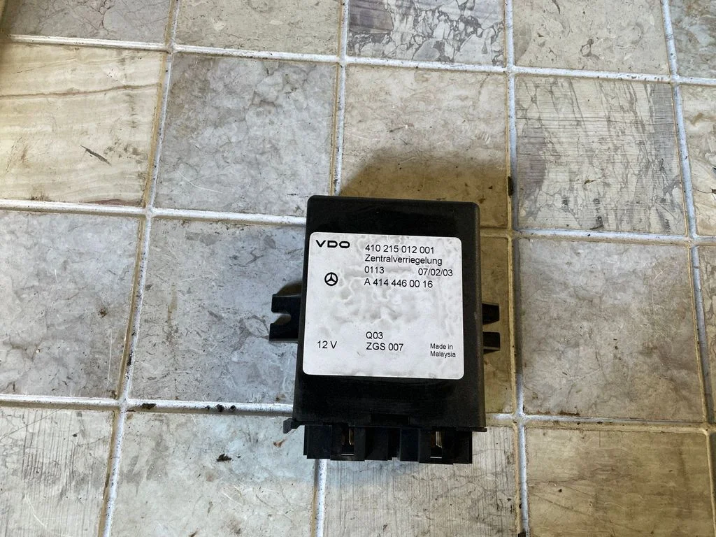 Door central lock control unit/module