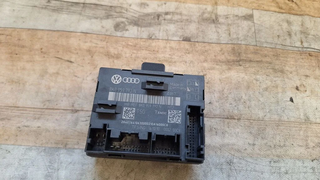 Door control unit/module 8K0959792N