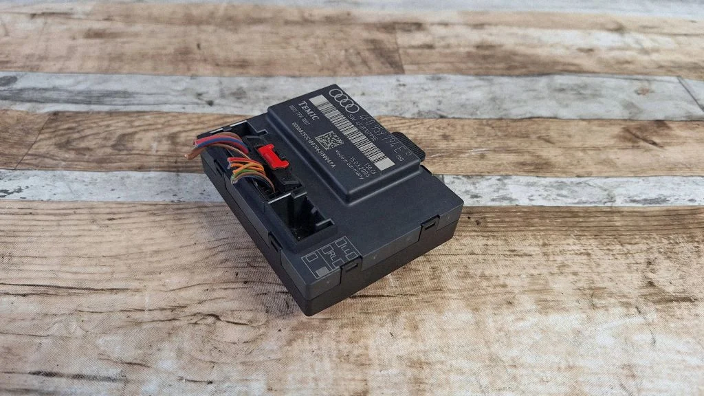 Door control unit/module 4F0959794E