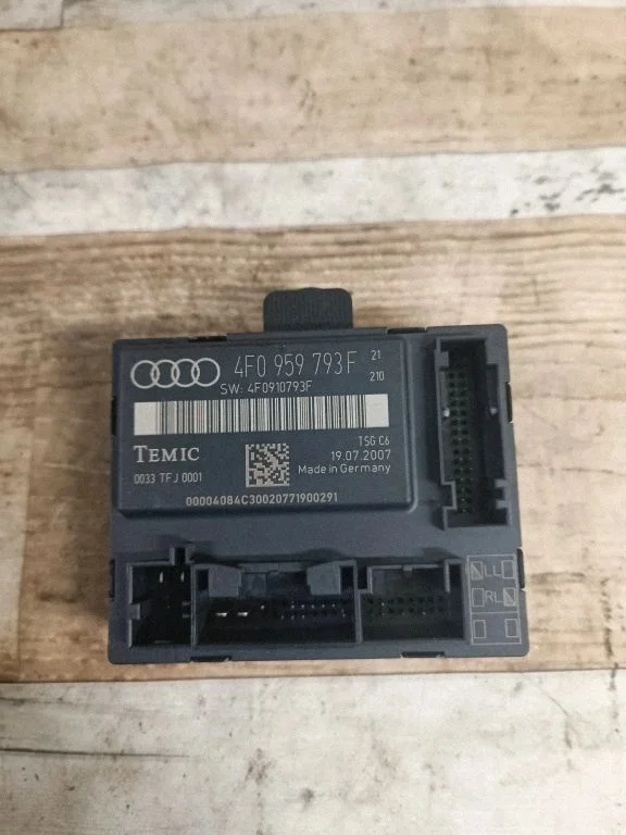 Door control unit/module 4F0959793F