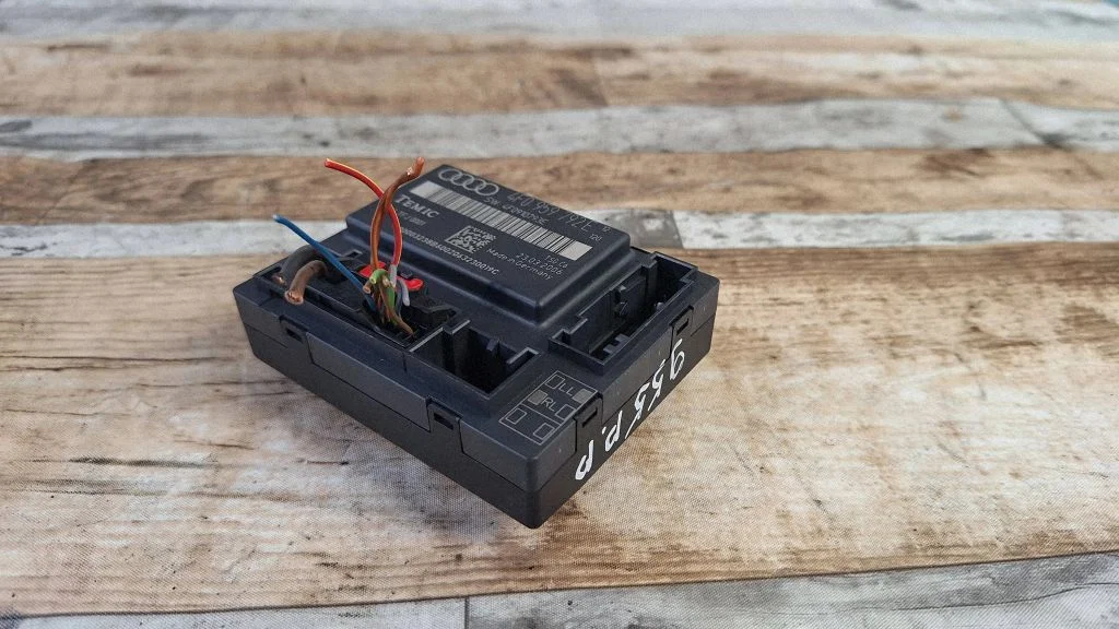 Door control unit/module 4F0959792E
