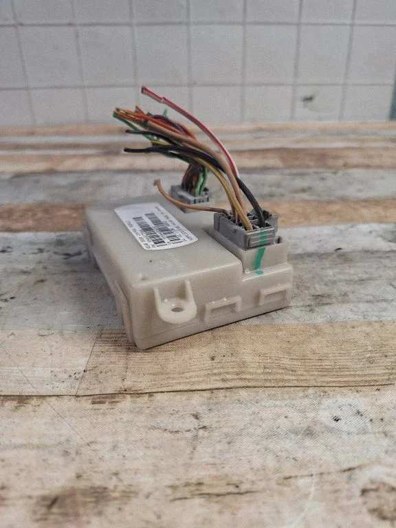 Door control unit/module P04602758AG