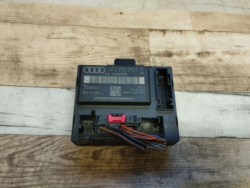 Door control unit/module 4F0959792F