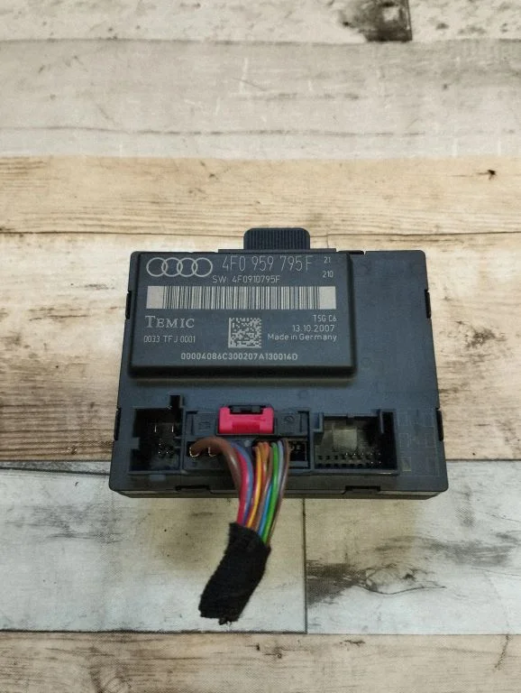 Door control unit/module 4F0959795F
