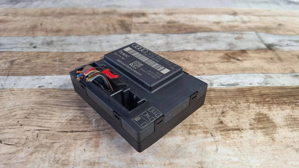 Door control unit/module 4F0959795E