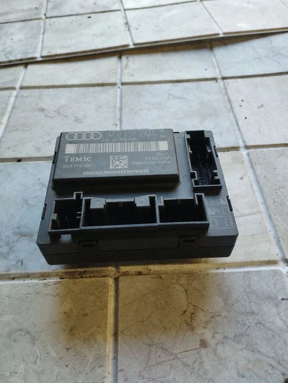 Ukseelektroonika juhtplokk 4F0959792C