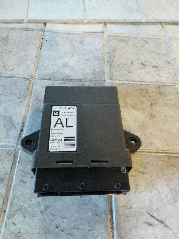 Door control unit/module – Opel Signum (2003-2008)