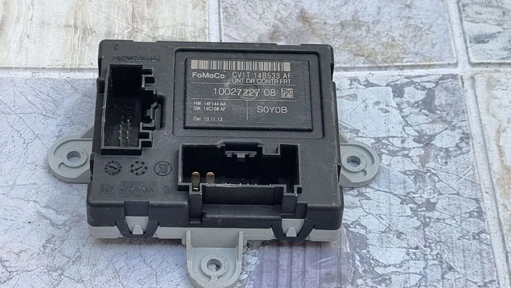 Ukseelektroonika juhtplokk CV1T14B533AF