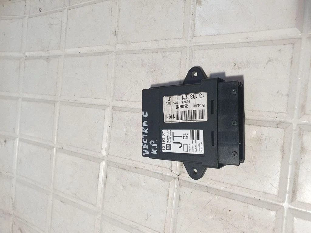 Durvju elektronikas vadības bloks 13193371