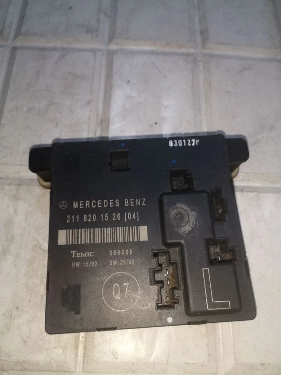 Door control unit/module 2118201526
