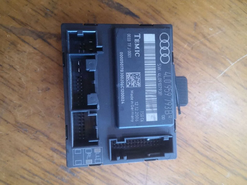 Door control unit/module 4L0959793B