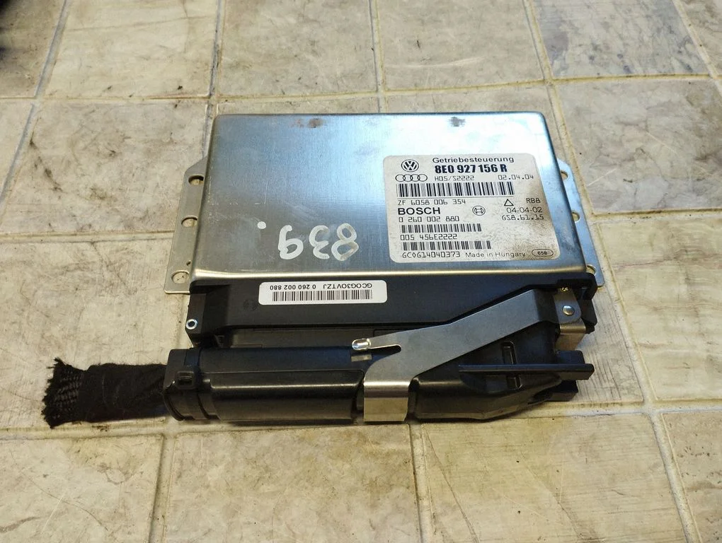 Gearbox control unit/module 8E0927156R