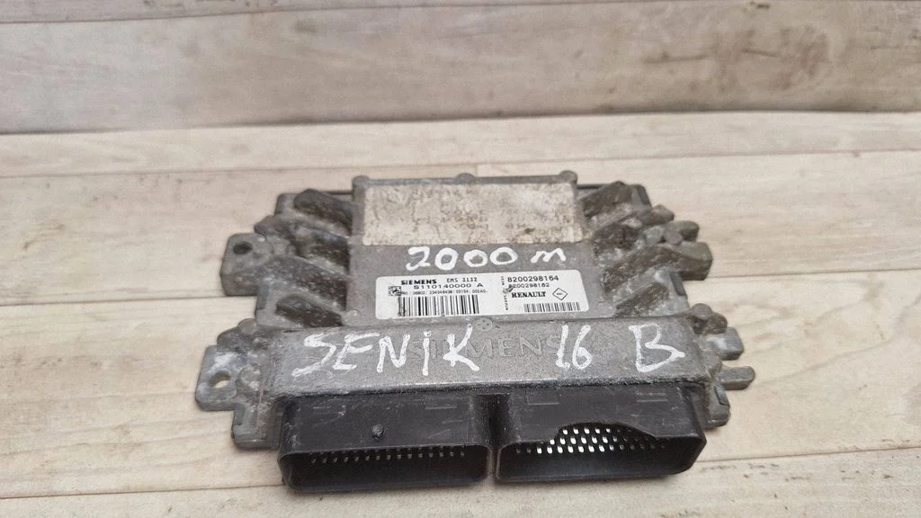 Dzinēja vadības bloks 8200298164