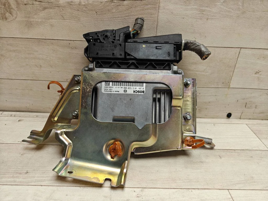 Engine control unit/module 37825RJLG11C1