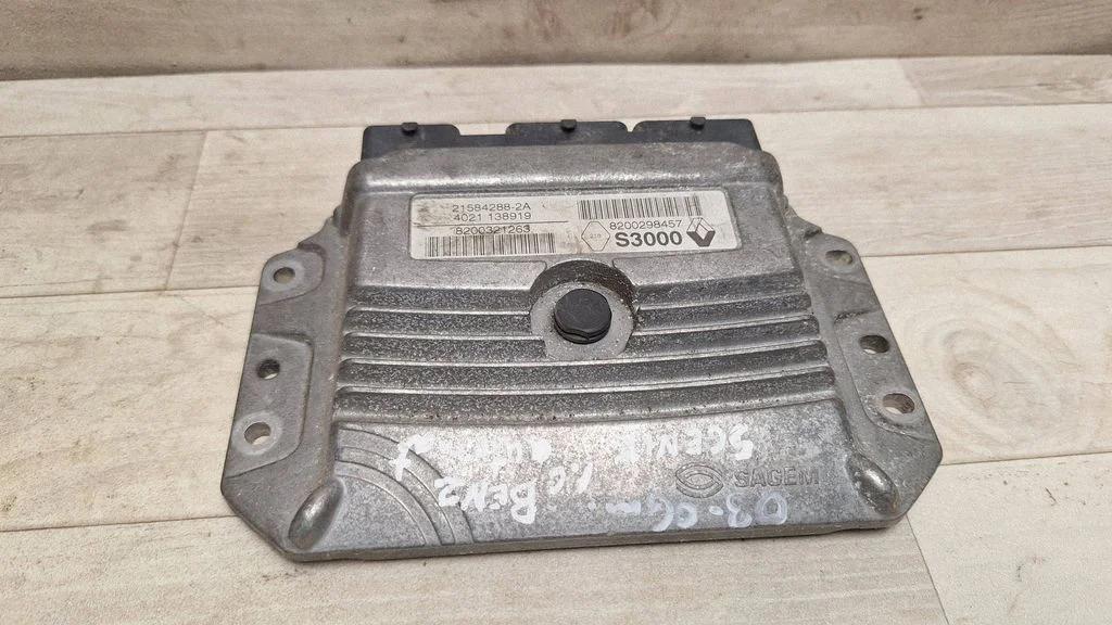 Dzinēja vadības bloks 8200298457