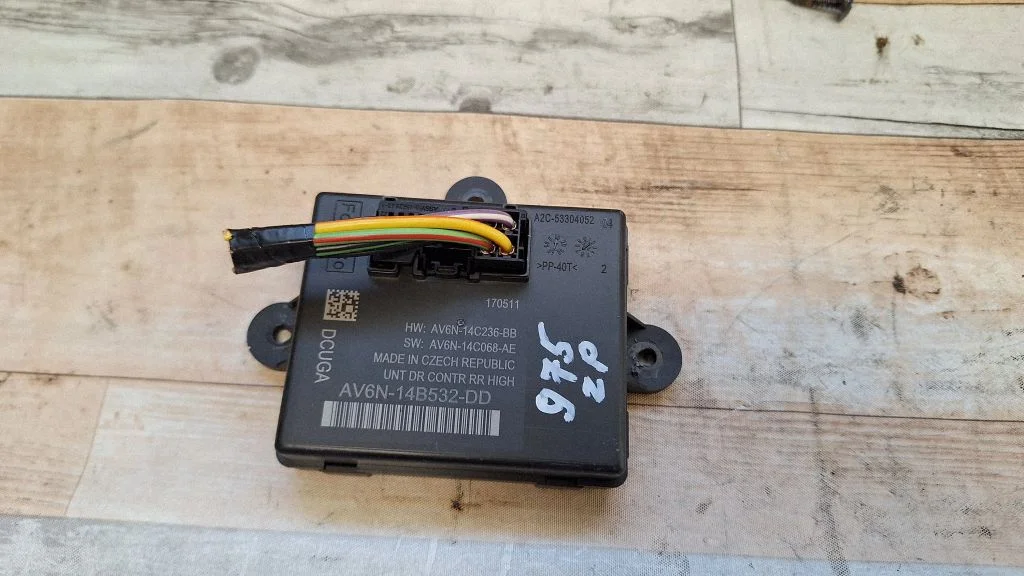 Door control unit/module – Ford C-MAX II (2010-2019)