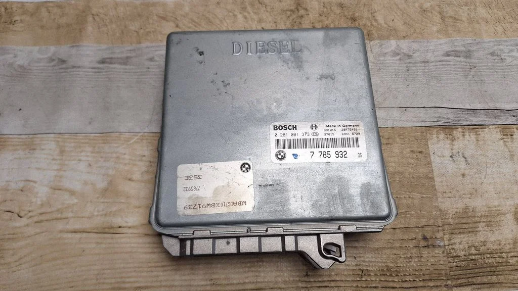 Dzinēja vadības bloks 0281001373