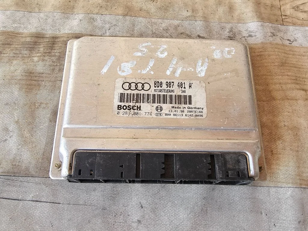 Dzinēja vadības bloks 8D0907401A