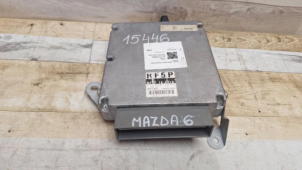 Engine control unit/module RF5P18881A