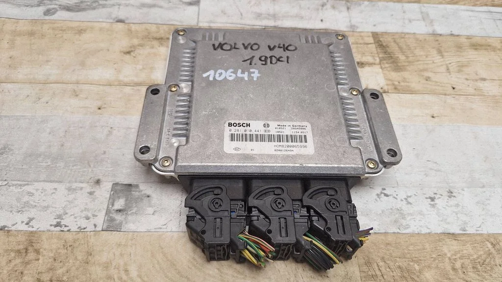 Engine control unit/module 0281010441