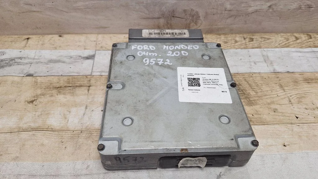 Dzinēja vadības bloks 2S7112A650CE