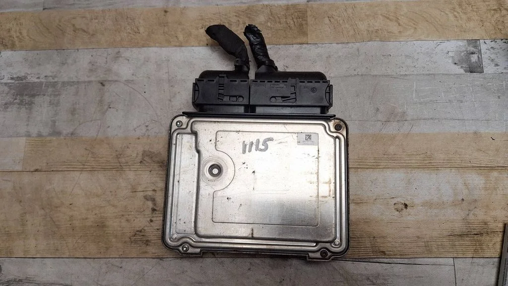 Engine control unit/module 03L906018JC
