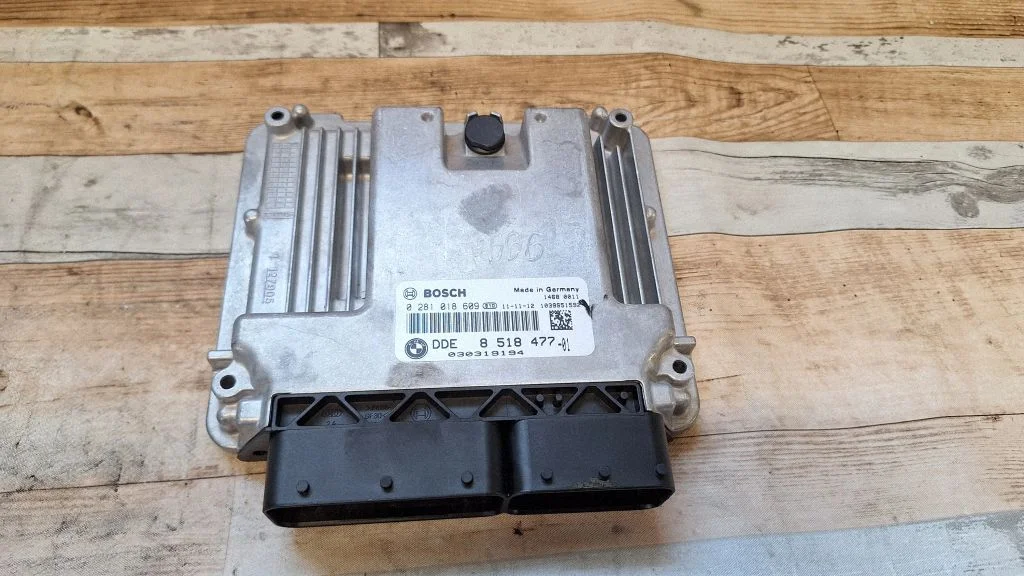 Dzinēja vadības bloks – BMW 5. sērija F10 F11 (2009-2016)