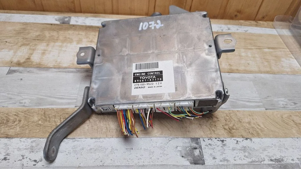 Engine control unit/module – Toyota Prius (NHW20) (2003-2009)