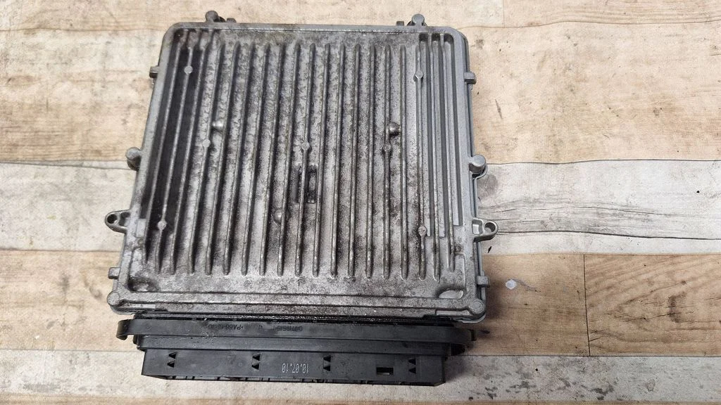 Engine control unit/module 8510137