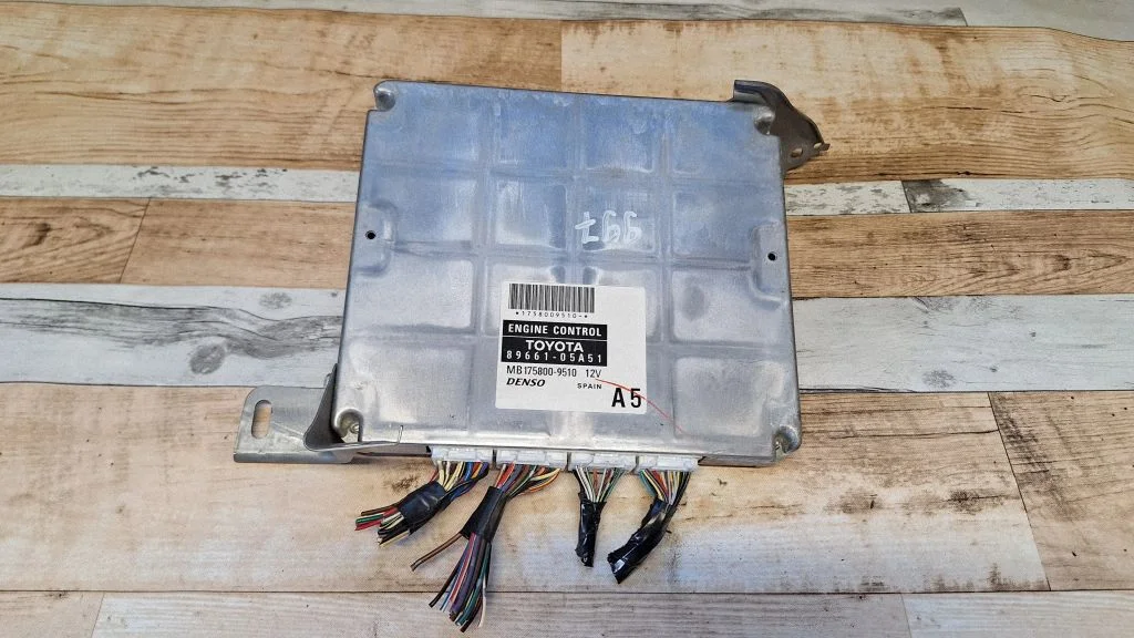 Engine control unit/module 8966105A51