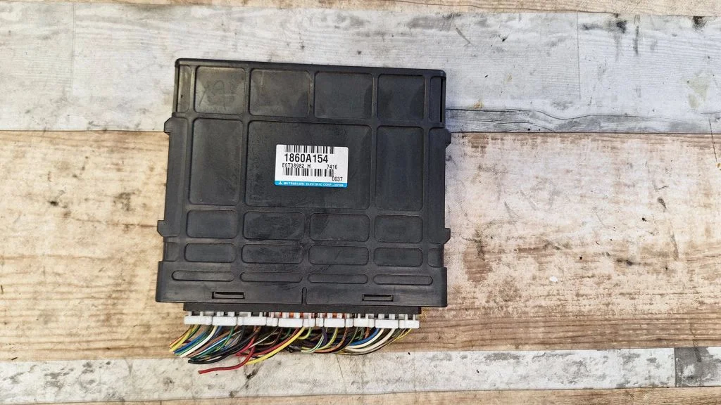 Engine control unit/module – Mitsubishi Outlander (2001-2007)
