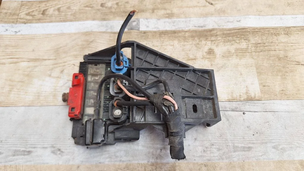 Other control units/modules 9659953180