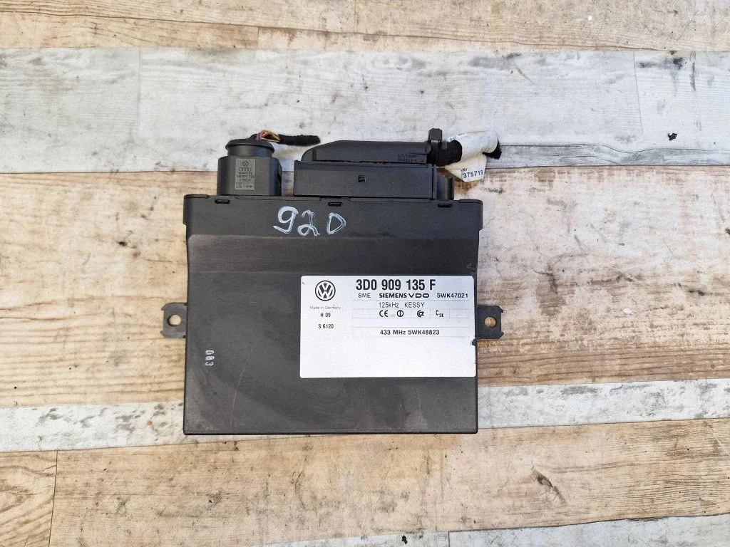 Other control units/modules 3D0909135F