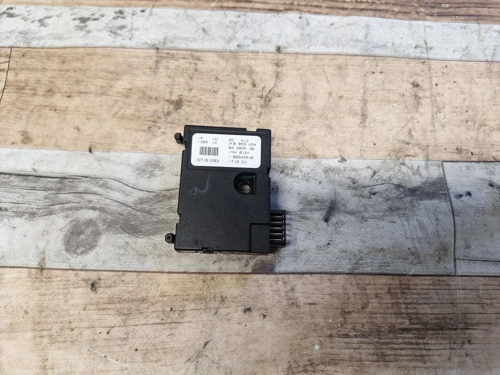 Other control units/modules 1K0959654
