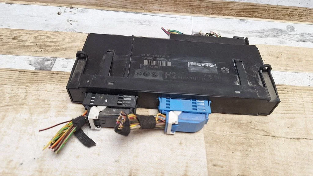 Other control units/modules 61359131778