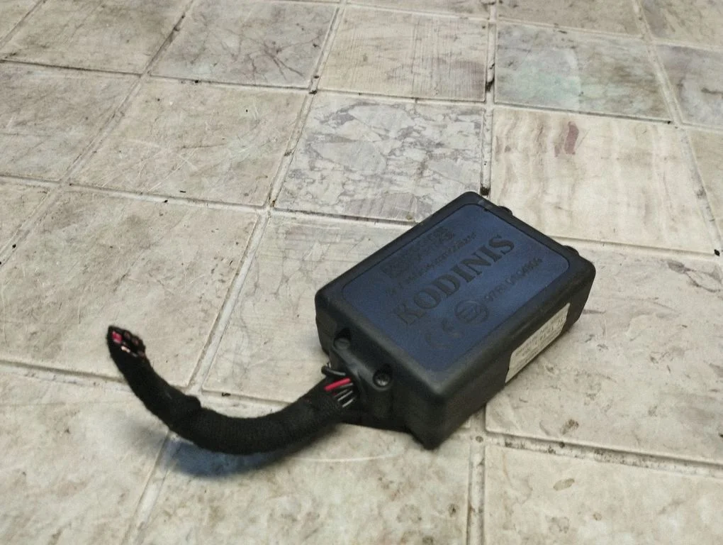 Other control units/modules 97RI0104809