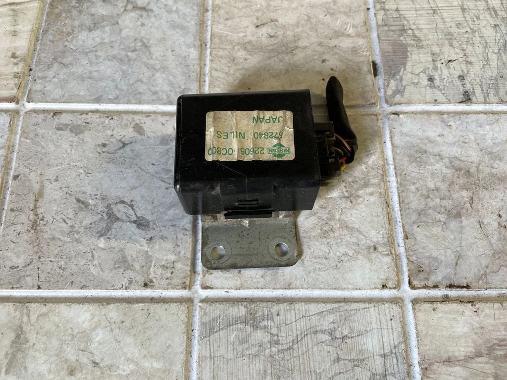 Other control units/modules 572840