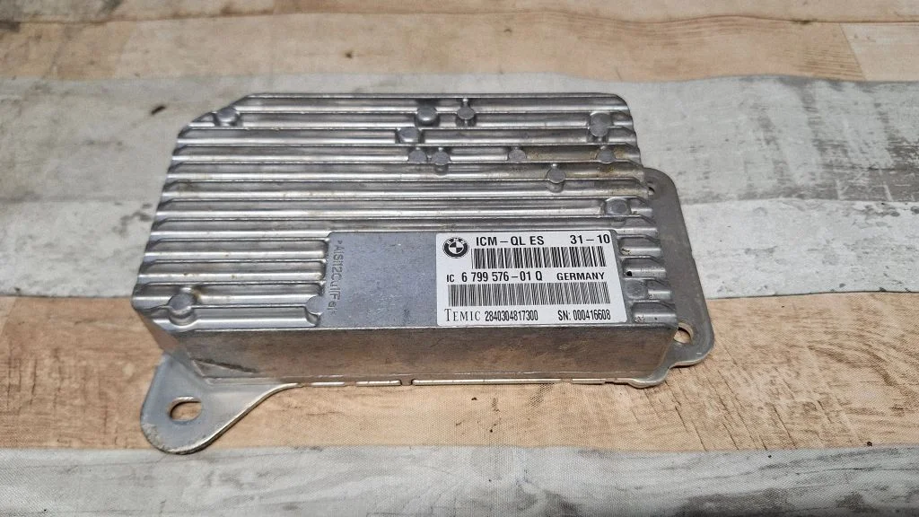 Other control units/modules 679957601Q