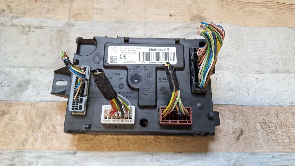 Other control units/modules A2C92226606